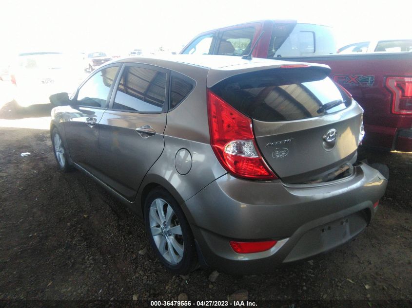 2013 HYUNDAI ACCENT SE - KMHCU5AE5DU072637