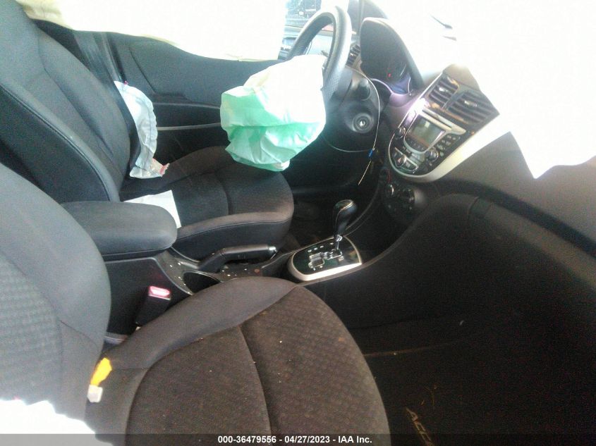 2013 HYUNDAI ACCENT SE - KMHCU5AE5DU072637