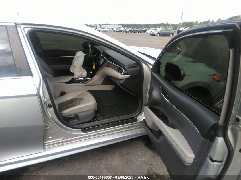 2018 TOYOTA CAMRY LE/SE/XLE/L - 4T1B11HK2JU520756