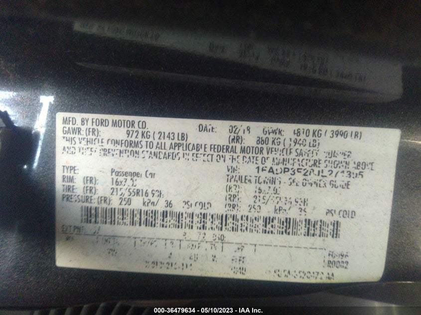 VIN 1FADP3F28JL271305 2018 FORD FOCUS SE