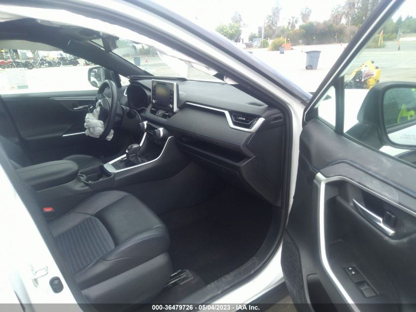 2019 TOYOTA RAV4 HYBRID XSE - 2T3EWRFV2KW038002