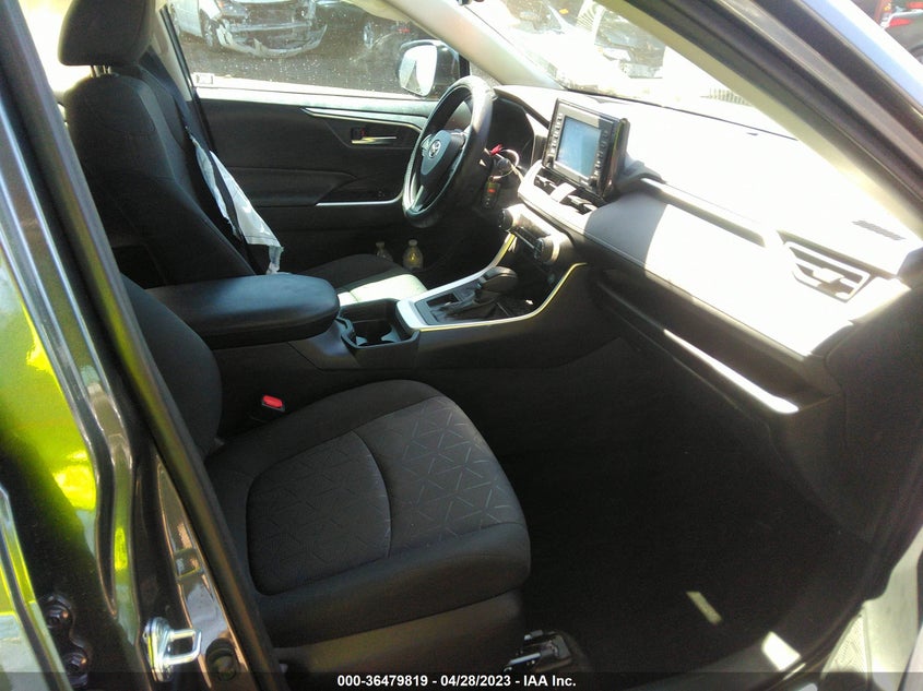VIN 2T3W1RFV8LC082544 2020 TOYOTA RAV4 XLE