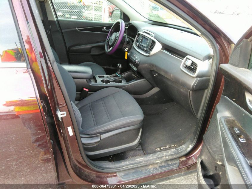 2016 KIA SORENTO LX - 5XYPGDA32GG067651