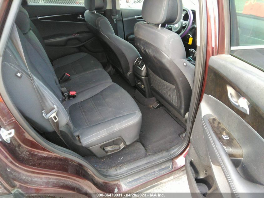2016 KIA SORENTO LX - 5XYPGDA32GG067651
