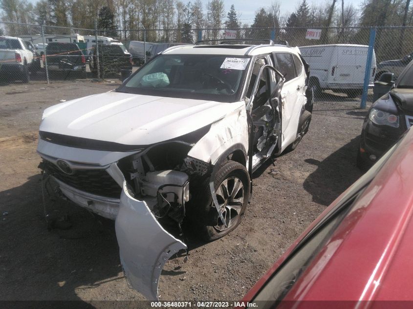 2021 TOYOTA HIGHLANDER XLE - 5TDGZRBH6MS137751