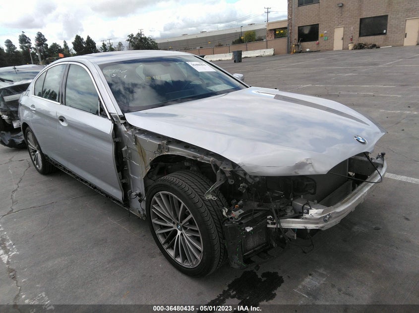 WBAJA9C57JB033030 BMW 5 SERIES 530E IPERFORMANCE 2018