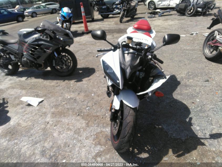 2009 YAMAHA YZFR6 C - JYARJ16Y69A002197