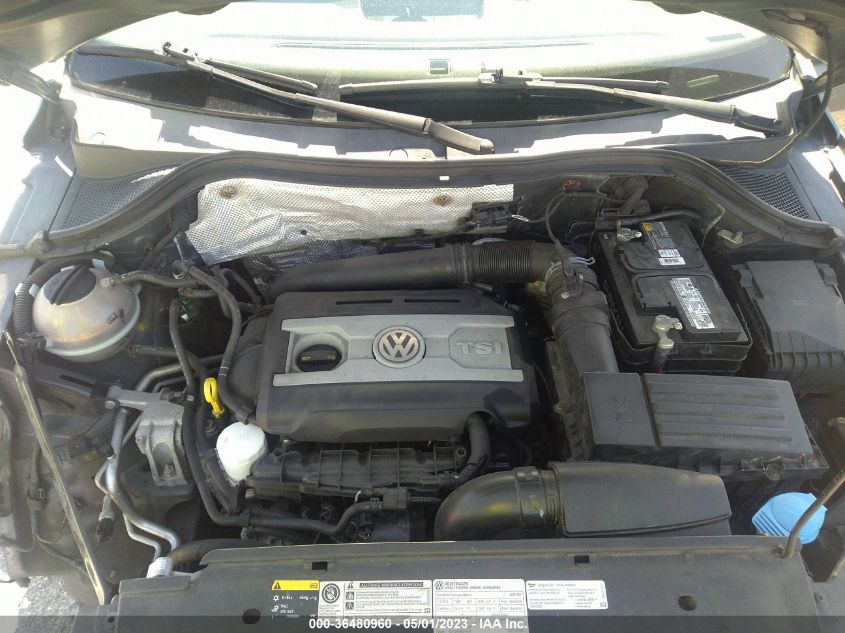 2016 VOLKSWAGEN TIGUAN S - WVGAV7AXXGW583075