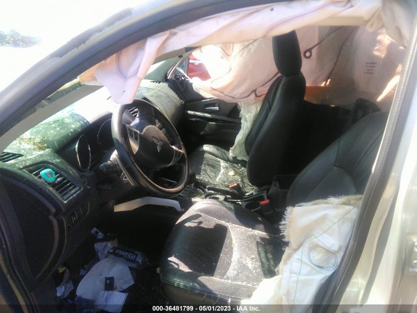 2013 MITSUBISHI OUTLANDER SPORT SE - 4A4AP4AUXDE021027