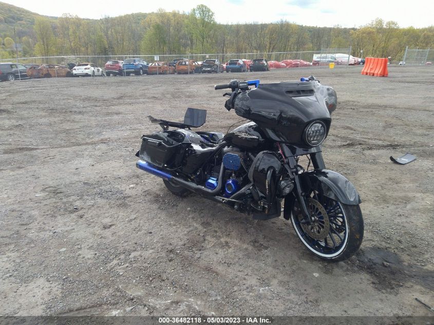 2019 HARLEY-DAVIDSON FLHX - 1HD1KBC16KB648205