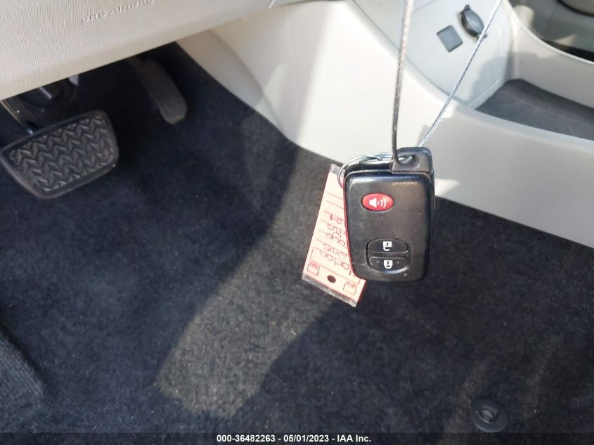 2015 TOYOTA PRIUS FOUR - JTDKN3DU3F0414827