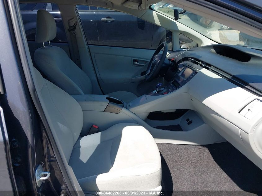 2015 TOYOTA PRIUS FOUR - JTDKN3DU3F0414827