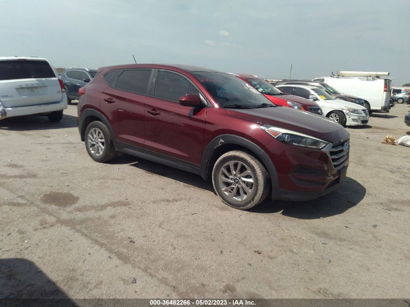2017 HYUNDAI TUCSON SE - KM8J23A46HU550935