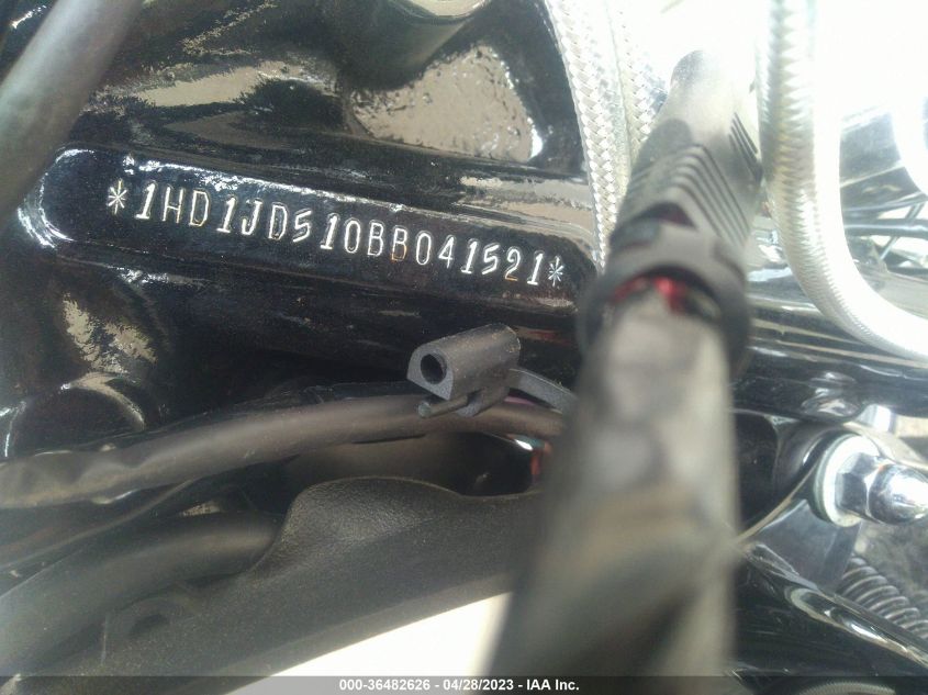 2011 HARLEY-DAVIDSON FLSTN 1HD1JD510BB041521