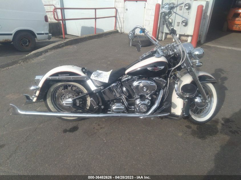 2011 HARLEY-DAVIDSON FLSTN 1HD1JD510BB041521