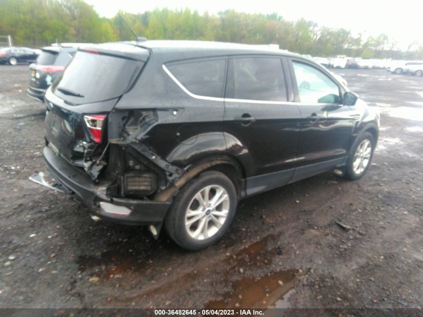 2017 FORD ESCAPE SE - 1FMCU9GD3HUC05682