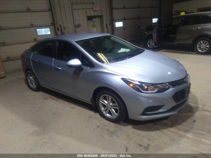 2018 CHEVROLET CRUZE LT - 1G1BE5SM9J7215241