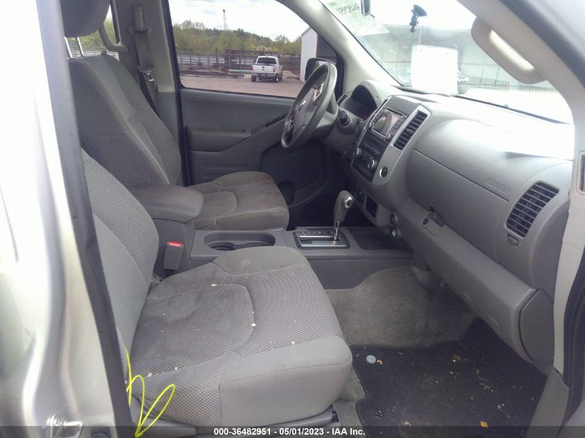 2018 NISSAN FRONTIER SV V6 - 1N6AD0EV7JN738067