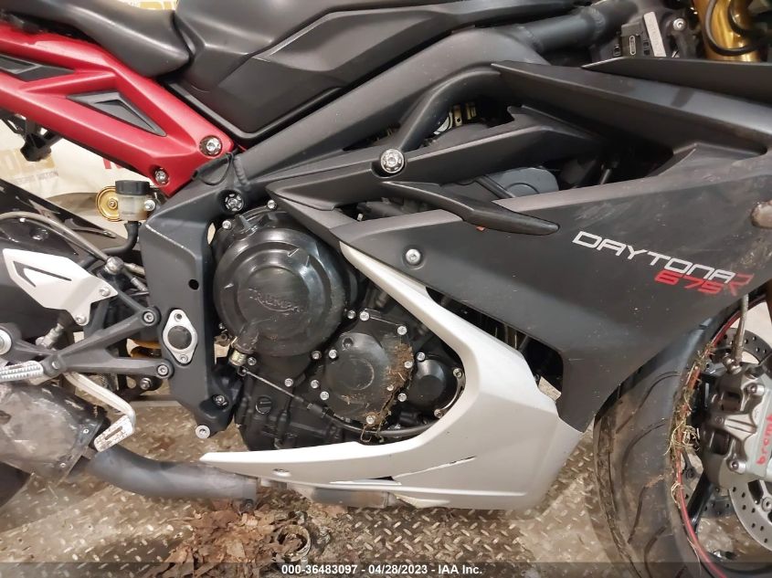 2015 TRIUMPH MOTORCYCLE DAYTONA 675R ABS SMTA02YKXFJ711084