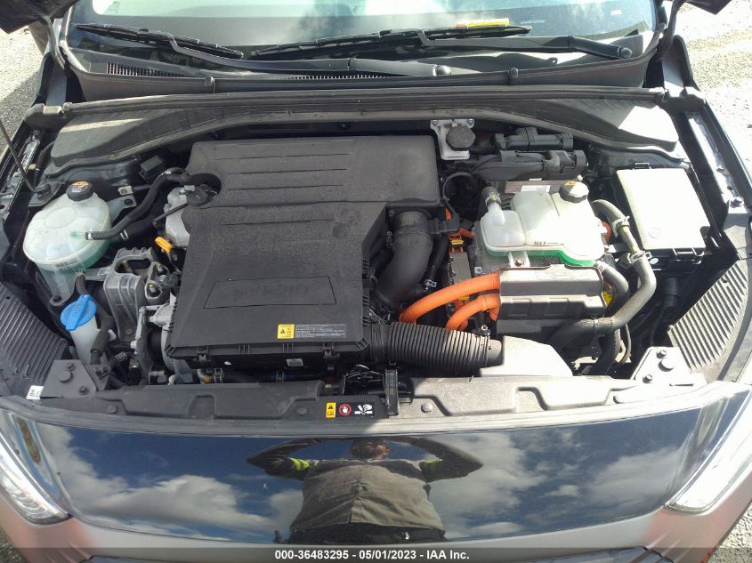 2017 HYUNDAI IONIQ HYBRID BLUE - KMHC65LC0HU024796