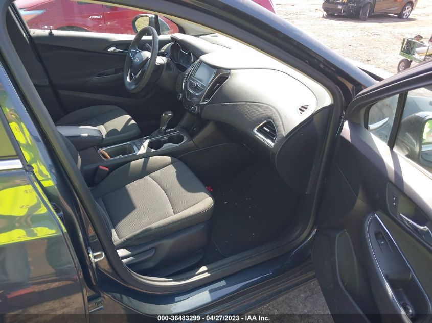 2018 CHEVROLET CRUZE LT - 1G1BE5SM6J7181839