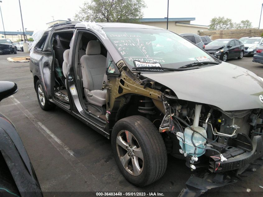 2017 TOYOTA SIENNA LE - 5TDKZ3DC1HS842598