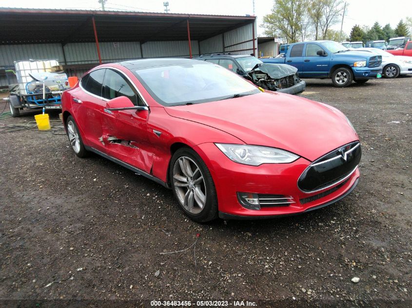 2014 TESLA MODEL S 60 KWH BATTERY/P85 - 5YJSA1H13EFP40529