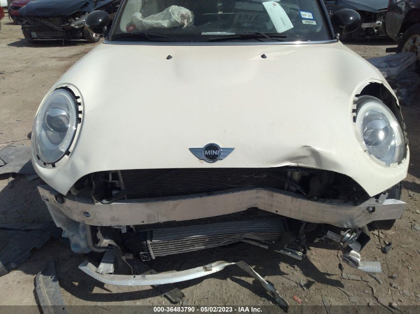 2015 MINI COOPER HARDTOP 4 DOOR - WMWXS5C57FT837426