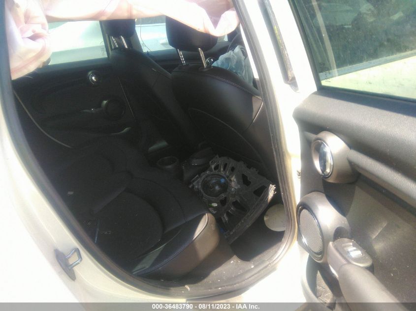 2015 MINI COOPER HARDTOP 4 DOOR - WMWXS5C57FT837426
