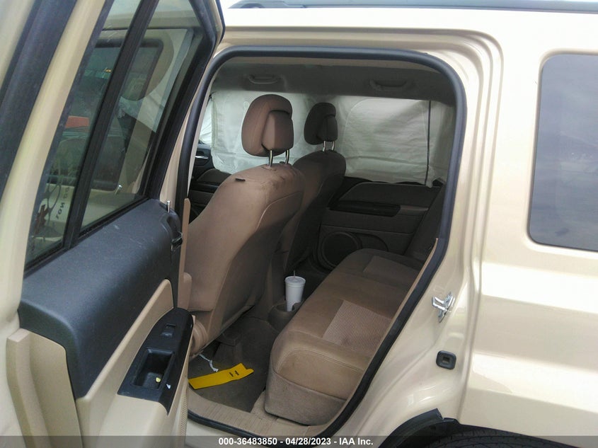 VIN 1C4NJRBB7HD197209 2017 JEEP PATRIOT SPORT