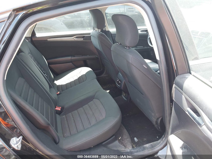VIN 3FA6P0LU8KR261647 2019 FORD FUSION HYBRID SE