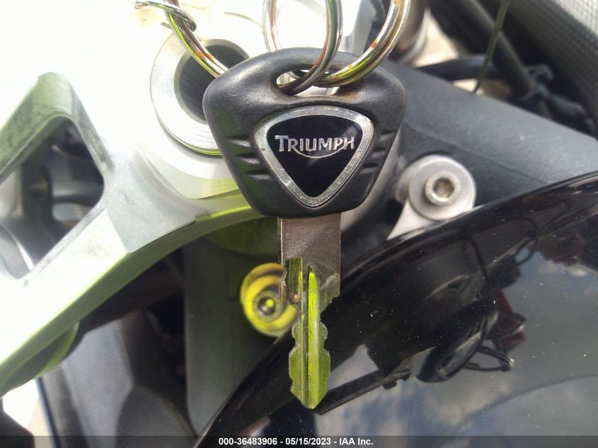 2009 TRIUMPH MOTORCYCLE DAYTONA 675 - SMTD00NS99J394523