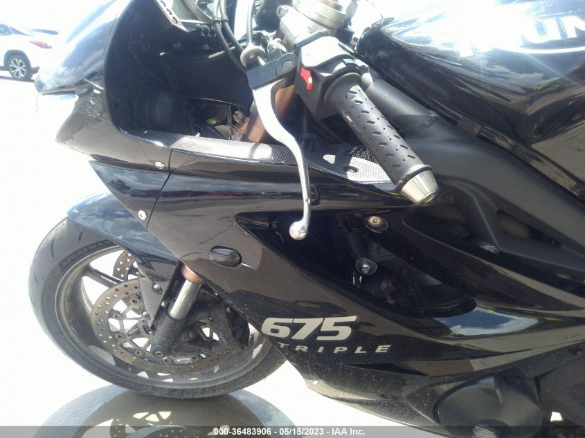 2009 TRIUMPH MOTORCYCLE DAYTONA 675 - SMTD00NS99J394523