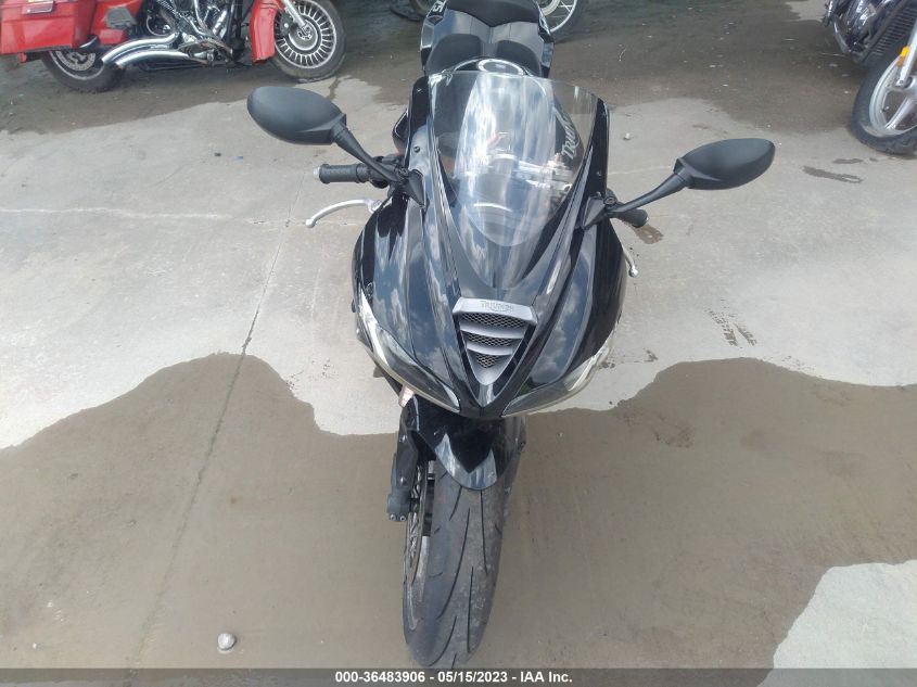 2009 TRIUMPH MOTORCYCLE DAYTONA 675 - SMTD00NS99J394523