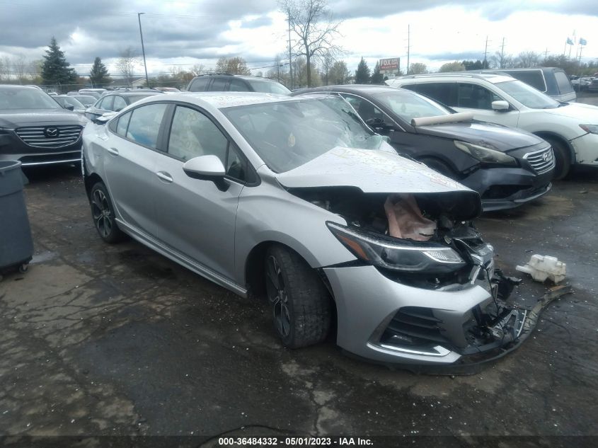 2019 CHEVROLET CRUZE LT - 1G1BE5SMXK7105039