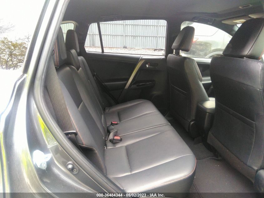 2018 TOYOTA RAV4 SE - JTMJFREV8JD254755
