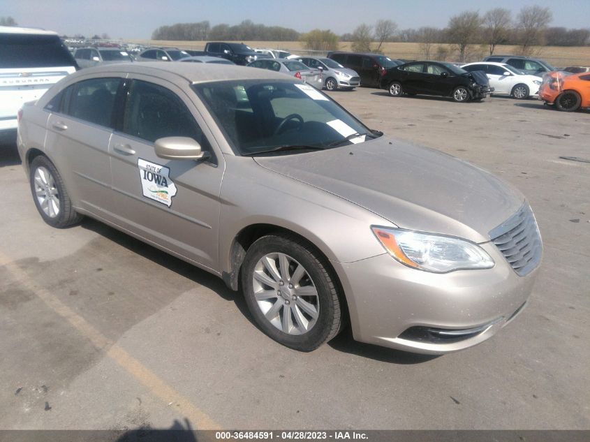 2014 CHRYSLER 200 TOURING - 1C3CCBBG5EN195523