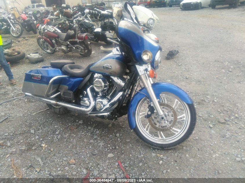2009 HARLEY-DAVIDSON FLHTCU - 1HD1FC4139Y618546