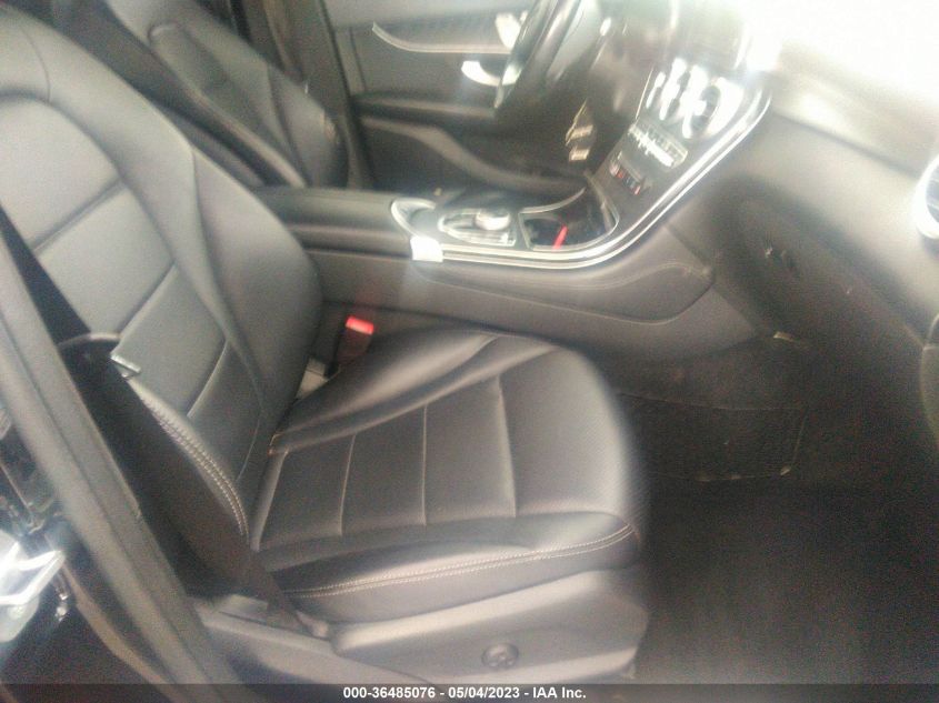 2017 MERCEDES-BENZ GLC GLC 300 - WDC0J4KB1HF196472