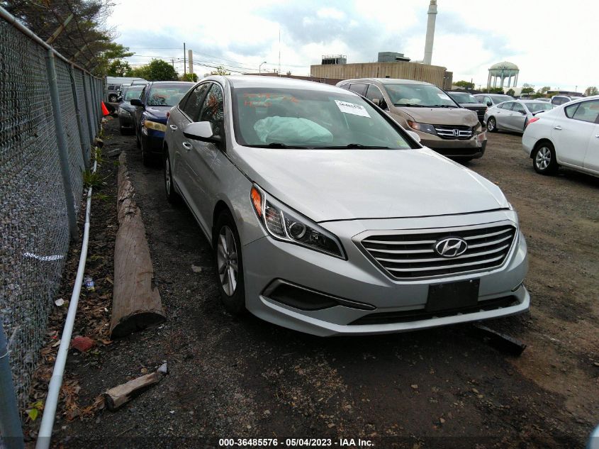 2016 HYUNDAI SONATA 2.4L SE - 5NPE24AF2GH405669