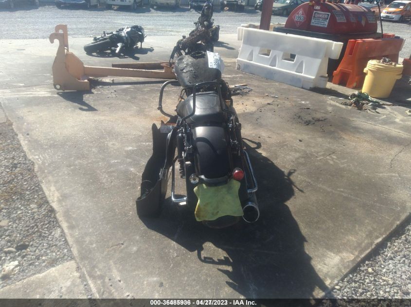 2010 HARLEY-DAVIDSON FLHX - 1HD1KB415AB636723