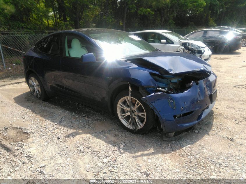 2021 TESLA MODEL Y LONG RANGE - 5YJYGDEEXMF075984