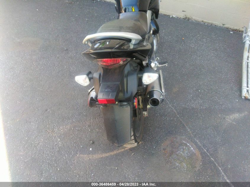 2013 SUZUKI GW250 - LC6GJ55FXD1100270