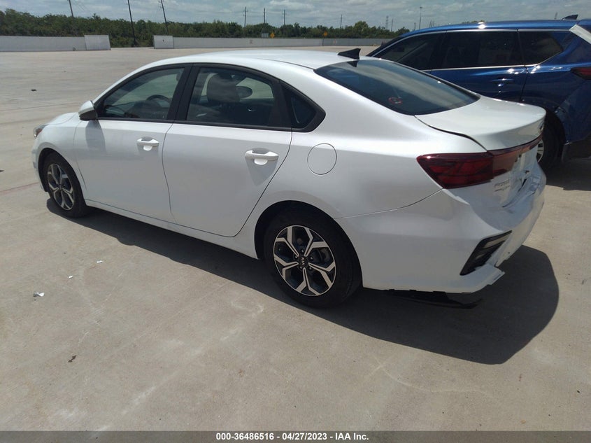 VIN 3KPF24AD7ME389438 2021 KIA FORTE LXS