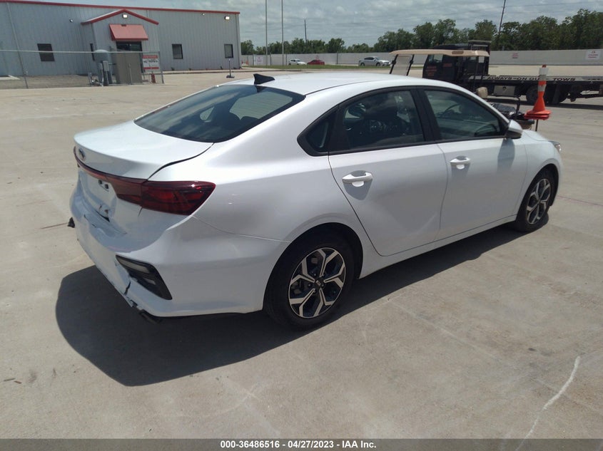VIN 3KPF24AD7ME389438 2021 KIA FORTE LXS