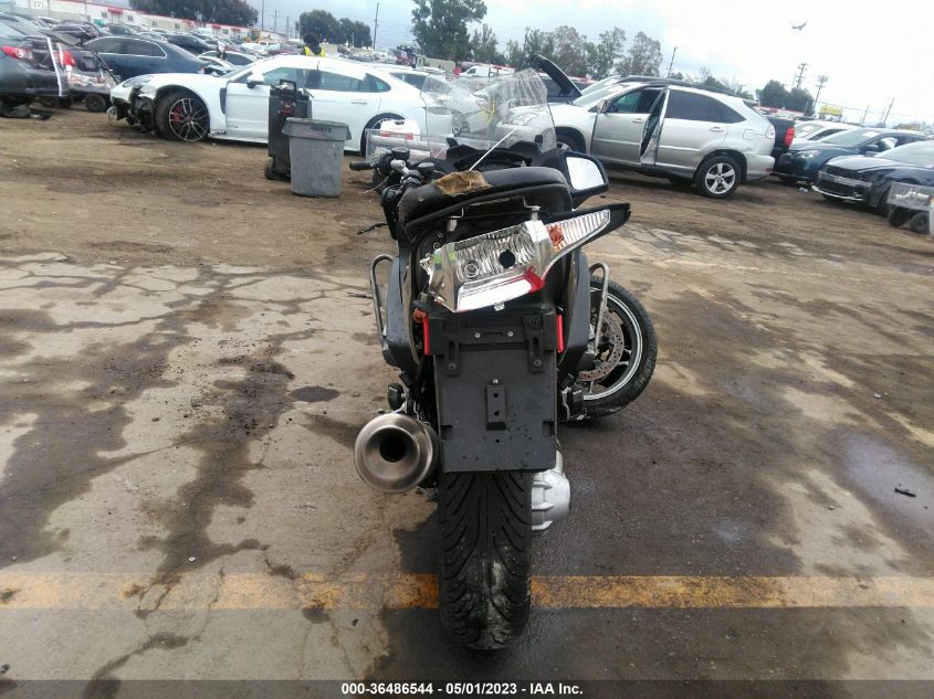 2013 BMW R1200 RT - WB1044004DZW23115