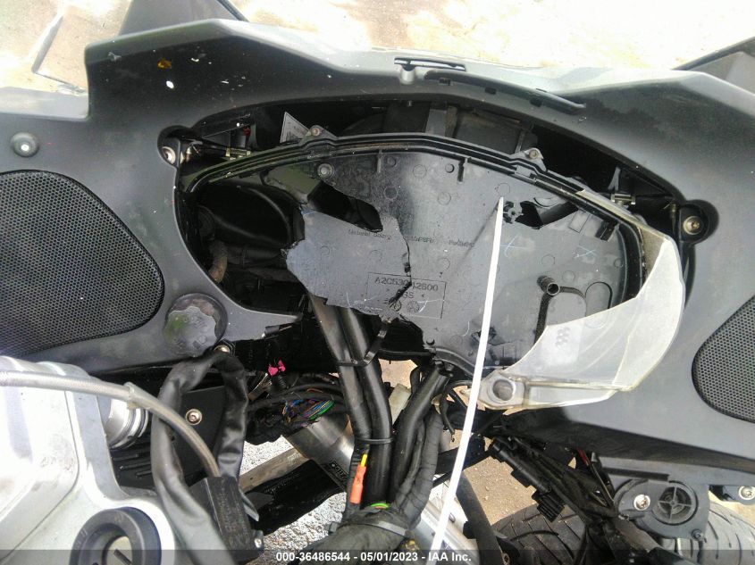 2013 BMW R1200 RT - WB1044004DZW23115