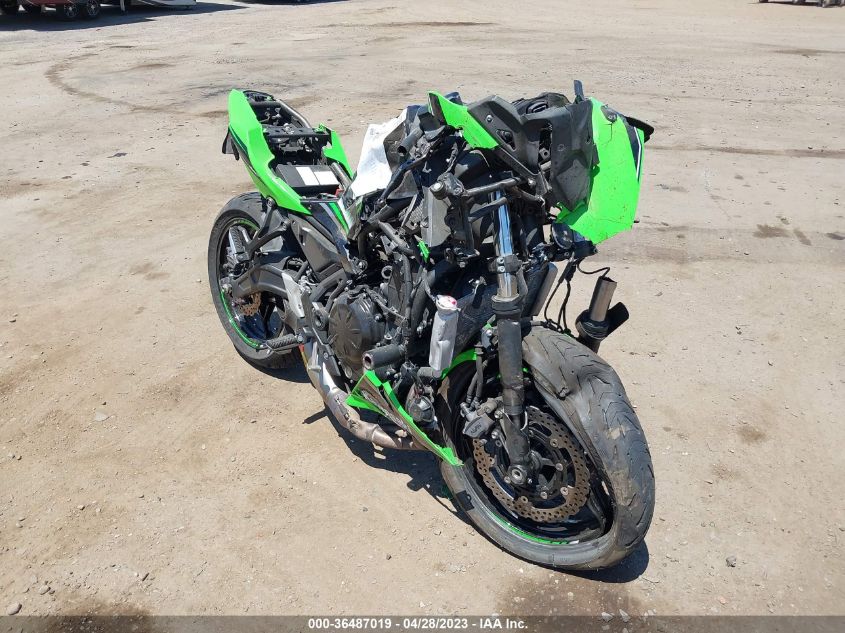 2017 KAWASAKI EX650 F - JKAEXEK15HDA04342