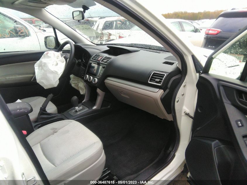 2016 SUBARU FORESTER 2.5I PREMIUM - JF2SJADC7GH505921