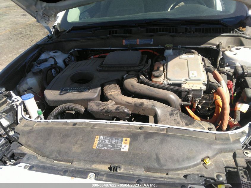2018 FORD FUSION ENERGI SE - 3FA6P0PU4JR106652